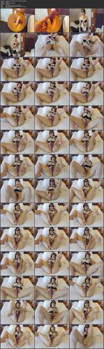carla-grace-maid-fucks-herself-on-customers-bed.jpg