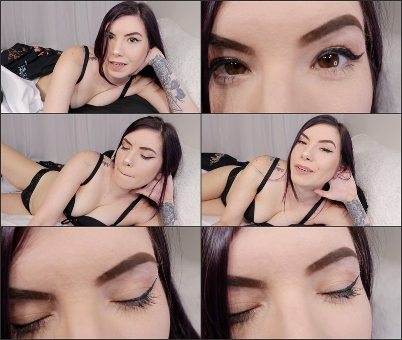 Marceline Leigh - Mommy Gives You A Hand Marceline Leigh - Mommy Gives You A Hand